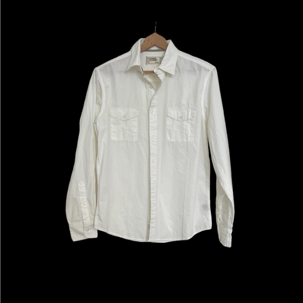 Free Planet White Button Up (NWOT)